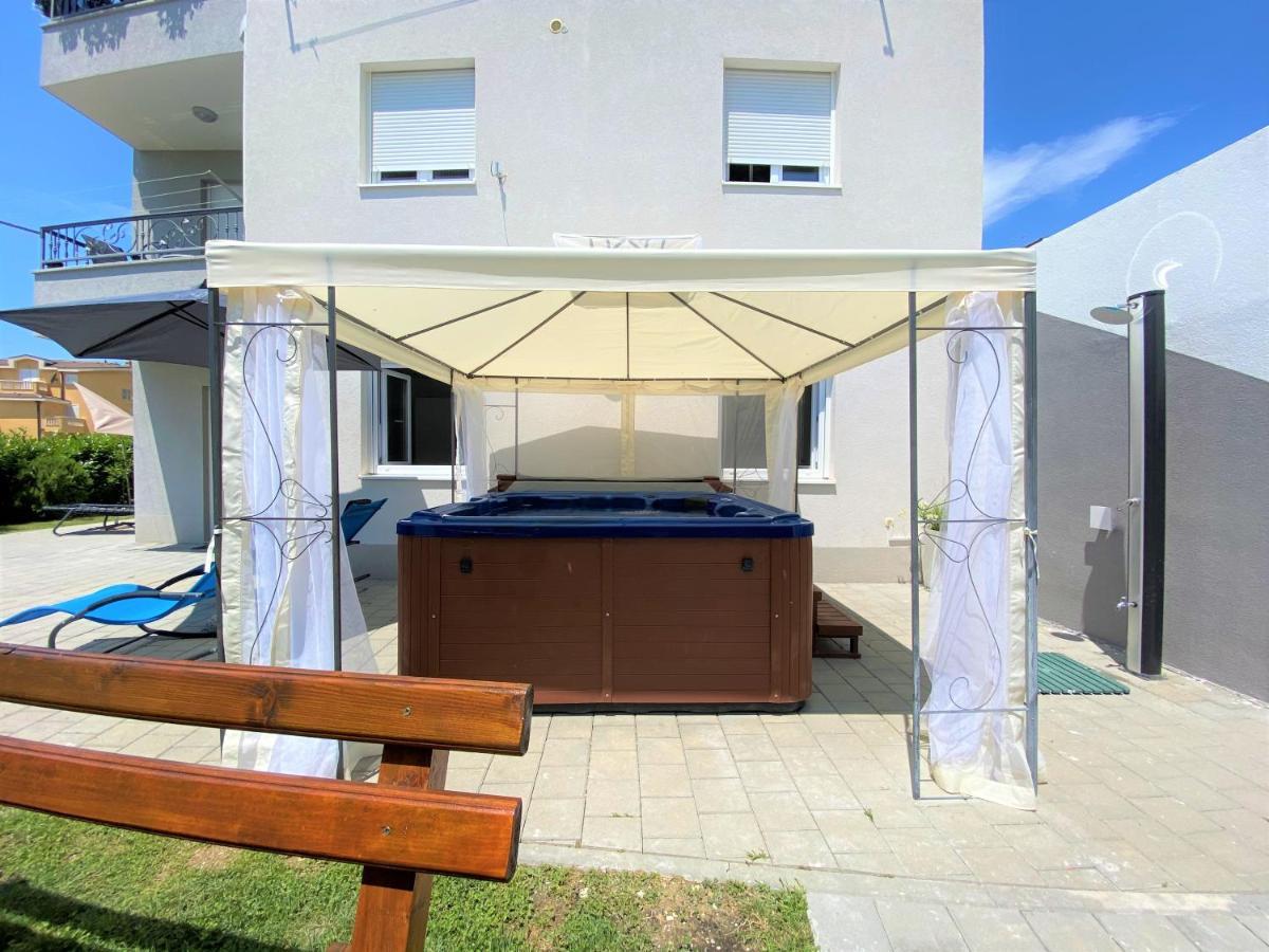 Lux Apartment Sea Shell With Jacuzzi Makarska Exteriör bild