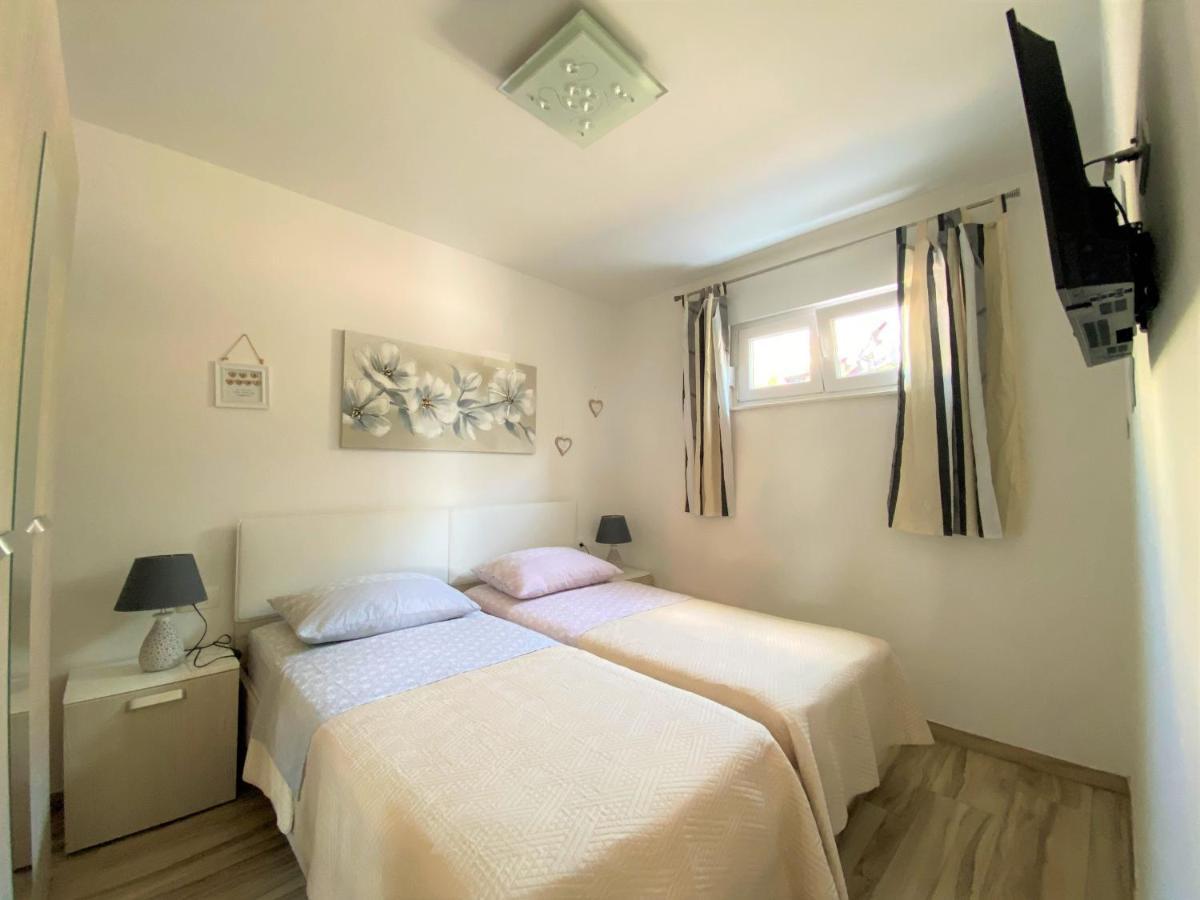 Lux Apartment Sea Shell With Jacuzzi Makarska Exteriör bild