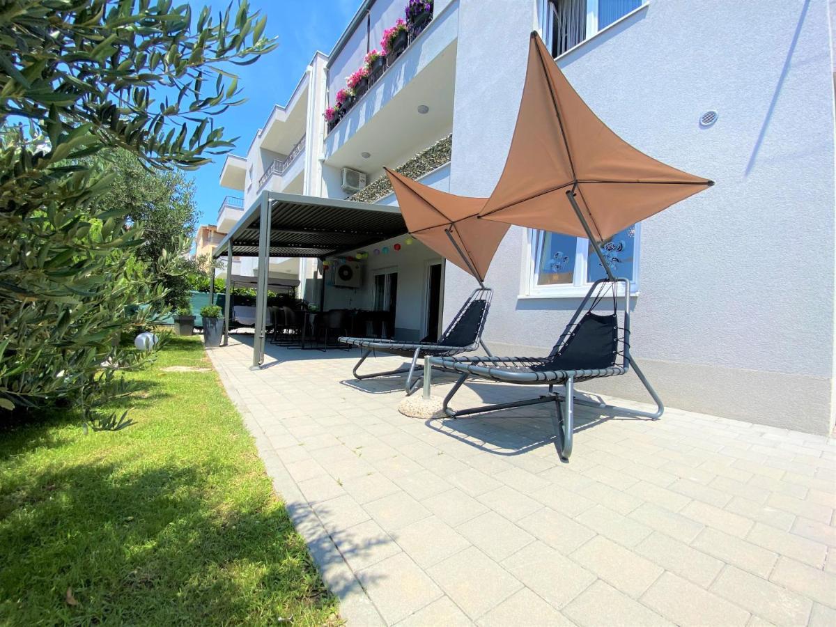 Lux Apartment Sea Shell With Jacuzzi Makarska Exteriör bild